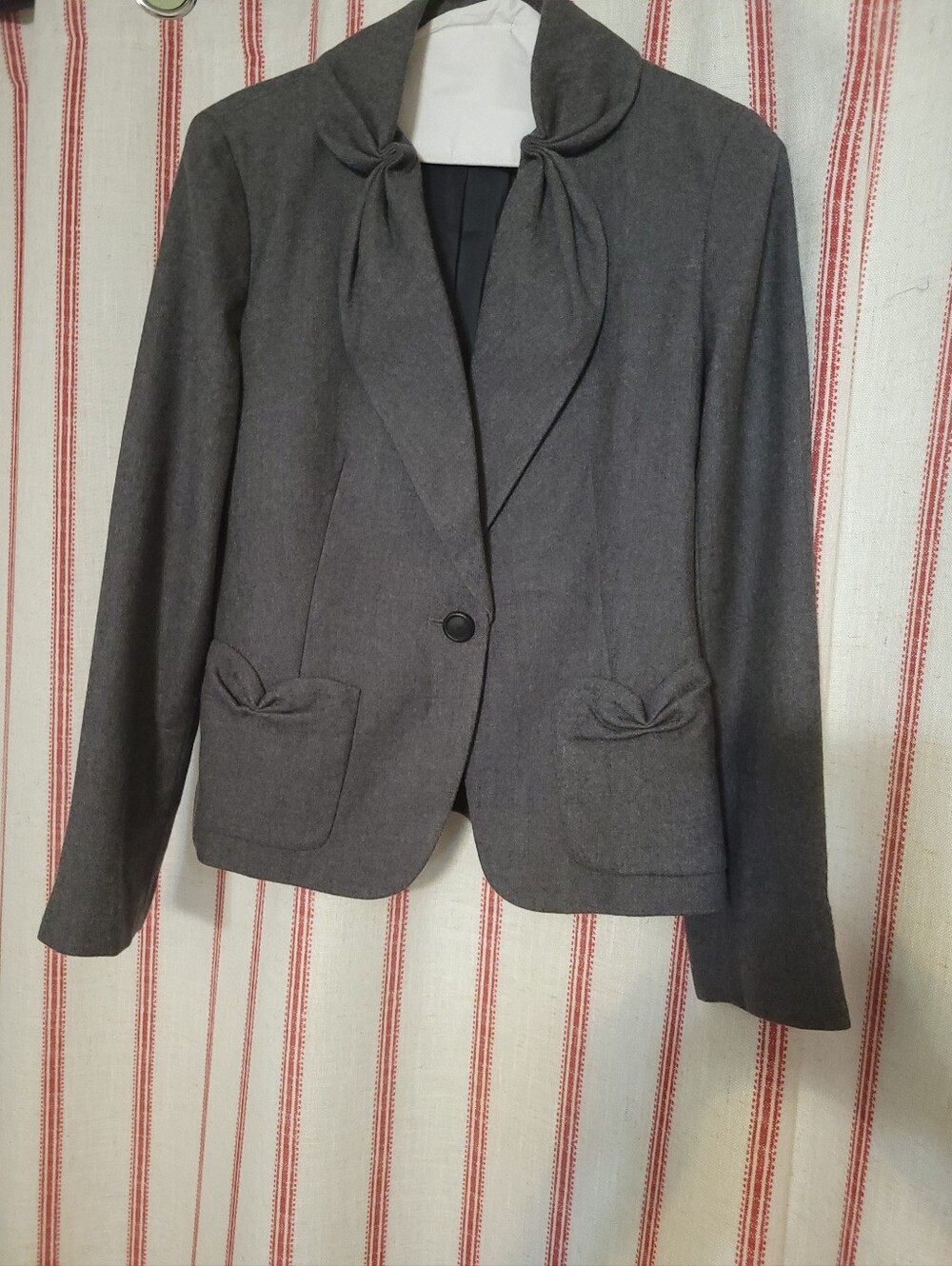 Talbots Charcoal Gray Tailored Blazer with Knot Collar 95% Wool Size 8P